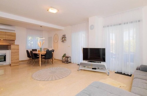 Sveti Ivan Dobrinjski House | Vacation home away from the hustle and bustle