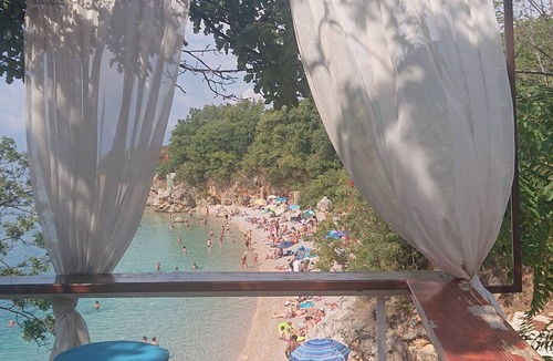 Kostrena Apartment | Vacation Rental/Apartment for 5 Guests, 70 m², in Paveki (170910)