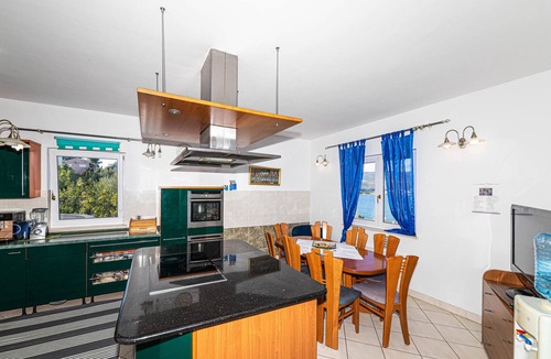 Arbanija House | Very spacious and comfortable vacation home with a great view of the sea.