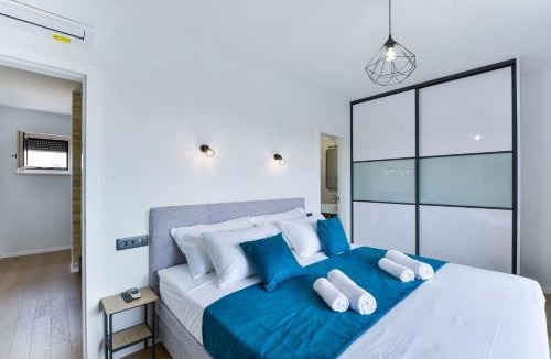 Srima Villa | Vila Geminos I
