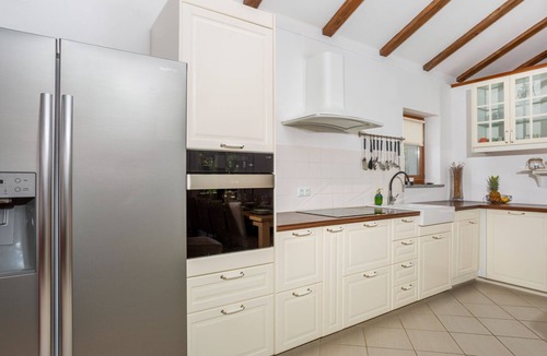 Sveti Vid Dobrinjski Villa | Vila Gostinjac 2 with pool Krk by Villas Guide