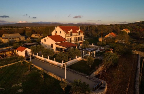 Gornje Danilo Villa | Vila Ive winter spa Podumci