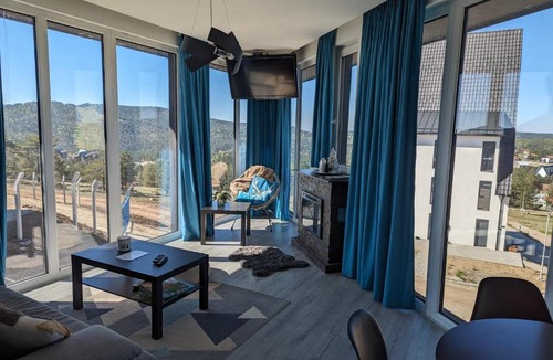 Divcibare Apartment | Vila Onyx