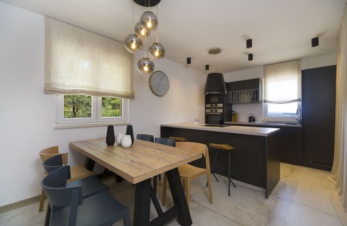 Solin Villa | Villa- 10 minutes drive to Split.