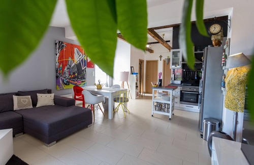 Kastel Kambelovac Villa | Villa 4 Bedrooms Private heated Pool 100m From The Sea
