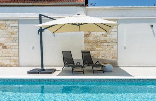Skabrnja Villa | Villa 65 Large 55m2 Private Pool Peaceful Escape