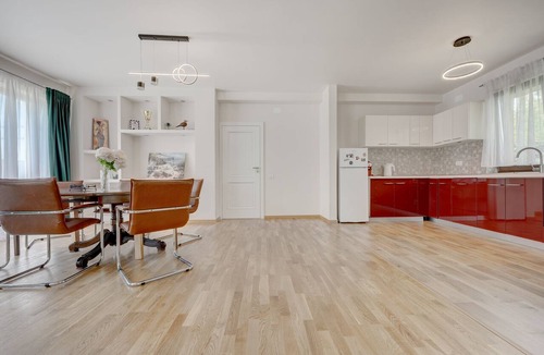 Corbeanca House | Villa Alexandra near Therme and Airport