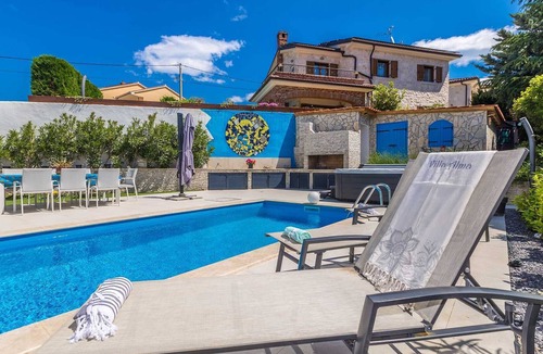 Milohnici House | Villa ALMA with private pool