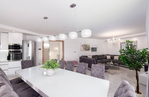 Poljica Villa | Villa Amfora for 12 guests with sauna, jacuzzi, tennis and heatedpool
