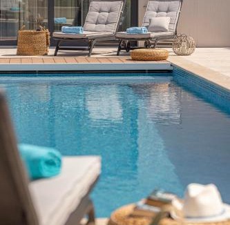 Nerezine Villa | Villa Amorosa, Luxury Villa with Large heated Pool & Sea View, Lošinj Island