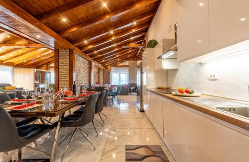Turanj Villa | Villa Ancora No.1 with heated pool, sauna and jacuzzi