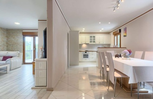 Vadediji House | Villa Aniva by Interhome