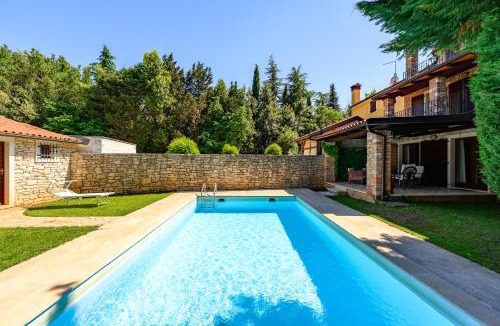 Materada Villa | Villa Anthony with 3 br and private pool near Umag