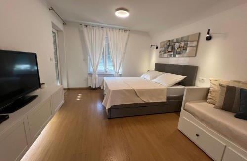 Cista Provo Villa | Villa Antonia
