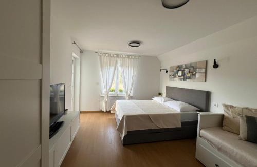 Cista Provo Villa | Villa Antonia