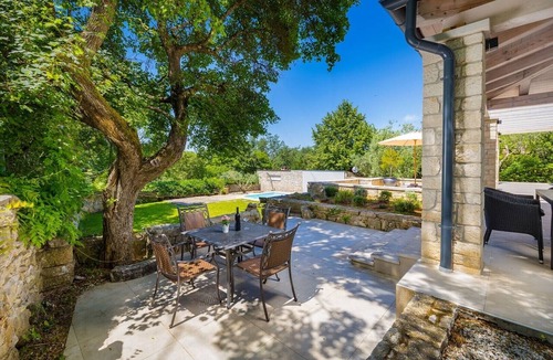 Rakovci Villa | Villa Ardiletta by Villsy