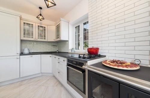 Cista Provo Villa | Villa Argenta in lovely Aržano, Croatia