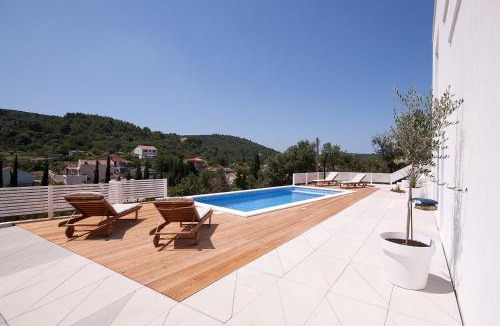 Zman Villa | Villa Artemis