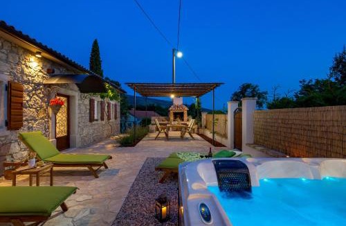 Vranja Villa | Villa Aurania