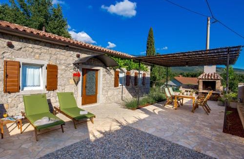 Vranja Villa | Villa Aurania