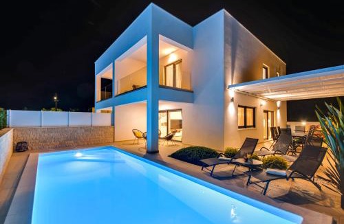 Linardici Villa | Villa Aurea