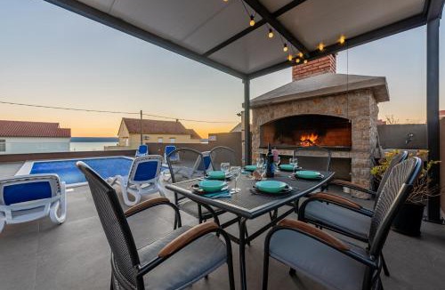 Maslenica Villa | Villa Azeret ZadarVillas