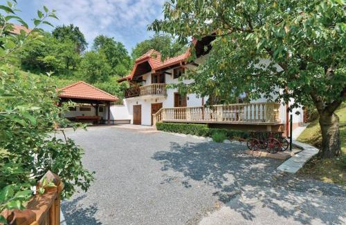 Vinica Villa | Villa Barbara/Holiday Homes with a story/Varaždin