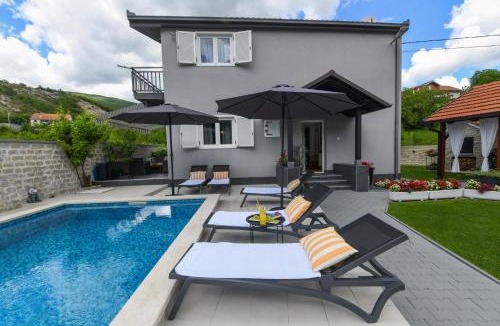 Citluk Villa | Villa Batarelo fully air-conditioned