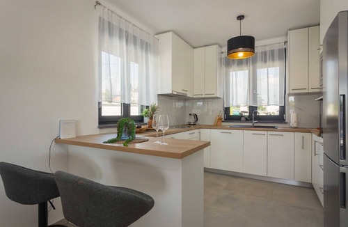 Galizana Villa | Villa Bavaria with Pool, Jacuzzi, Table Tennis