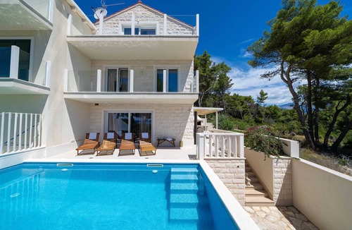 Sumartin Villa | Villa Belina - charming villa with sea views by MyWaycation