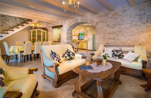 Krculi Villa | Villa Benina - best vacation choice!