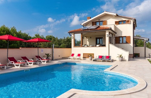 Pomer Villa | Villa Bergena * with large swimming pool 58m2