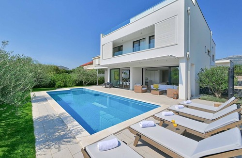 Kastel Stafilic Villa | Villa Bord de Mer with Pool