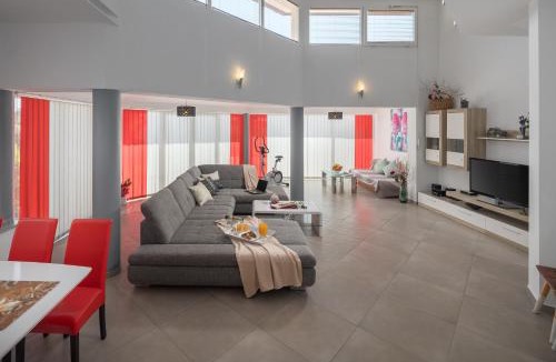 Valtura House | Villa Brcina