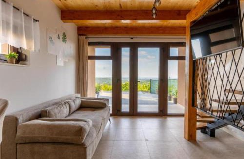 Kalnik Villa | Villa Breg - Four Bedroom Villa with Pool, Hot-Tub and Sauna