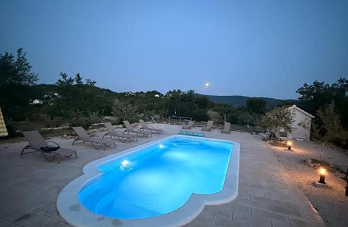 Muc Villa | Villa Brig