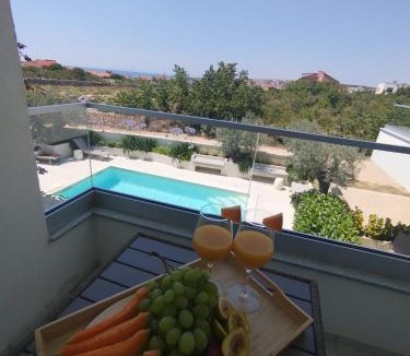 Zrce House | VILLA CALA, Hotel Rooms&Apartments