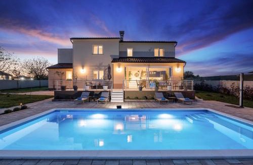 Kozljani Villa | Villa Camelie near Barban for 10 people with playground for children, fitness & pet friendly