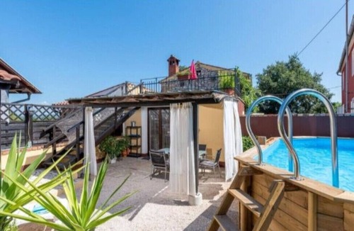 Nova Vas Villa | Villa Casa Dvi Mandule by Villas Guide