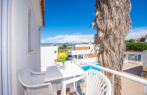 Zrce Villa | Villa Christina for up to 28 people - with pool, max. capacity 30 people