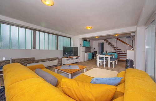 Klenovica Villa | Villa comfortably furnished with pool