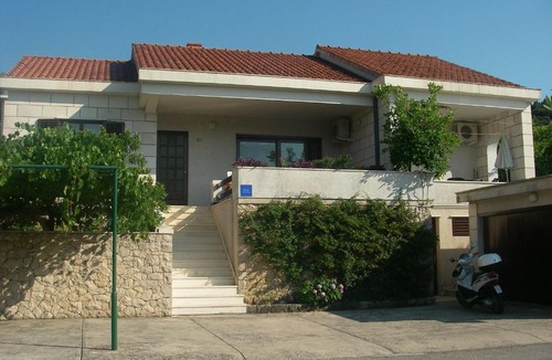 Zrnovo Apartment | Villa Conte