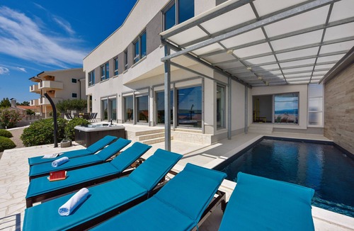 Posedarje Villa | Villa Costabella with heated pool