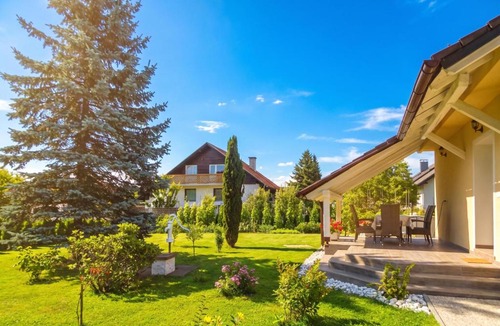 Varpolje Villa | Villa Cujez with Pool & Sauna - Happy Rentals