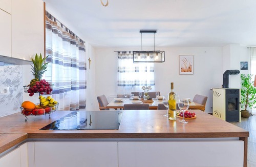 Slivnica Villa | Villa Cvita with pool