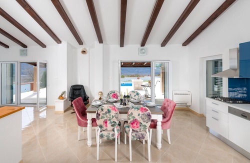 Klis Villa | Villa Dea - Luxury Villa with Outdoor Swimming Pool