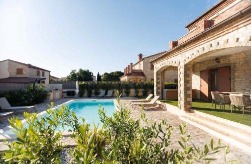 Cabrunici Villa | Villa del Lago with heated pool