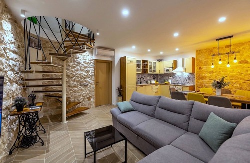 Tucepi Ski Chalet | Villa Didovina with pool