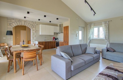 Kastelir-Labinci Villa | Villa Dominika by Villsy