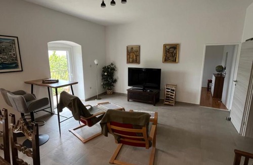 Zrnovnica Villa | Villa Don Dan - Private Pool - 2 Apartments - Sea View near Split - Suitable for extended stays